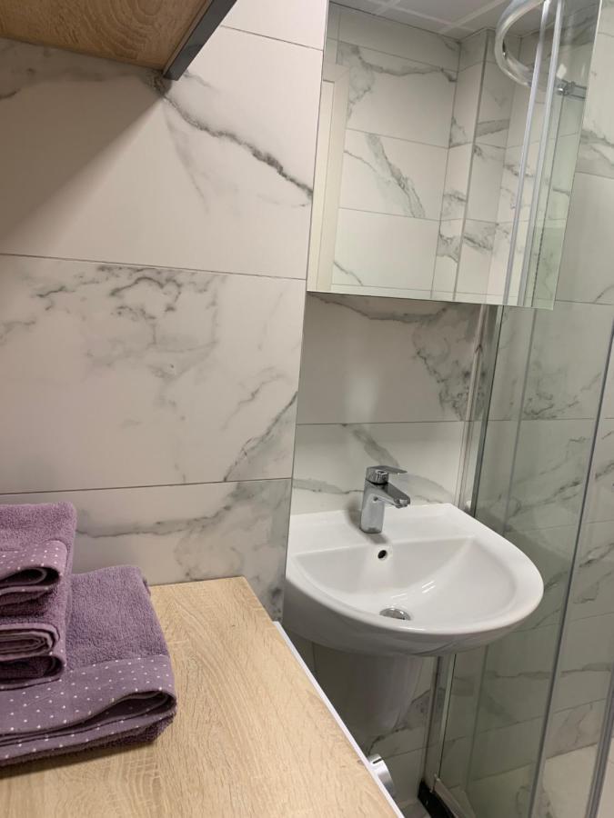 Apartman Pink Modern *